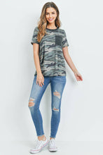 Load image into Gallery viewer, Short Sleeve Camouflage Top with Pocket

