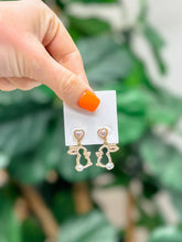 Load image into Gallery viewer, Pearl Bunny Rabbit Dangle Earrings
