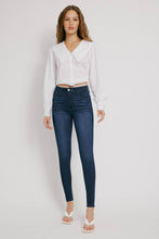Load image into Gallery viewer, Kan Can High Rise Super Skinny Dark Stone wash Jeans
